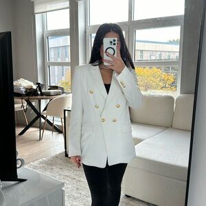 ZARA women’s blazer